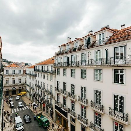 Your Second Home In Chiado Lisbon Luaran gambar