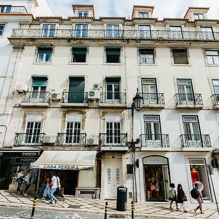 Your Second Home In Chiado Lisbon Luaran gambar